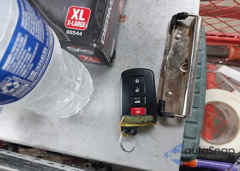 2018 Toyota Corolla Se из США, поврежденный, VIN 2T1BURHE0JC086063